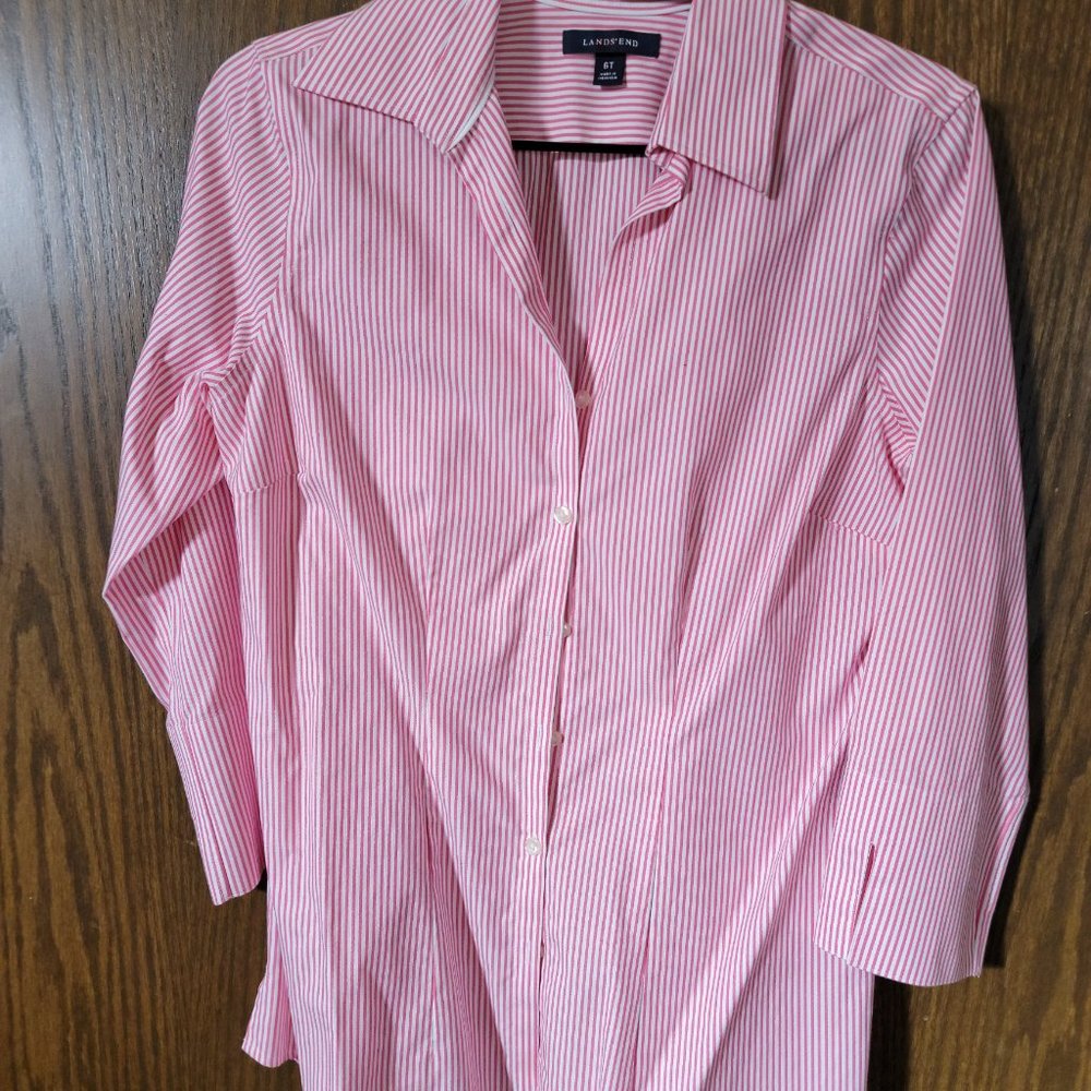 NWOT Lands End Red and White Striped No Iron Broadcloth Size 6 Women's Blouse